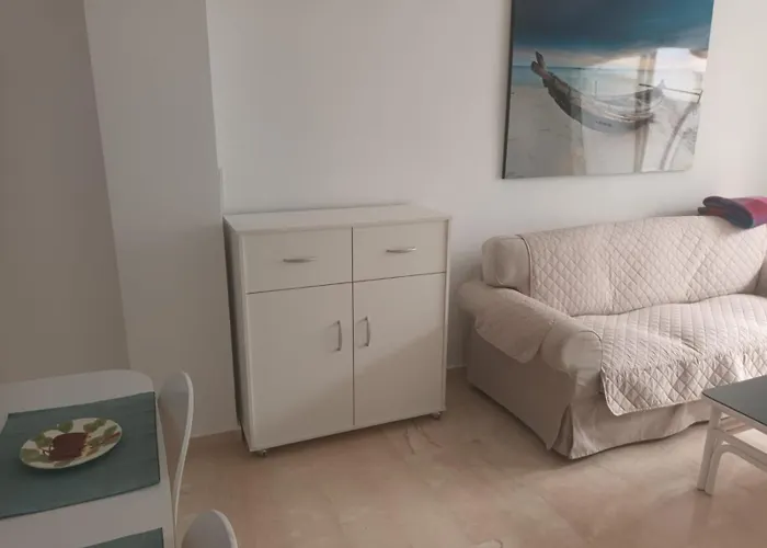 Isabel - Fuentes De Apartament Nerja