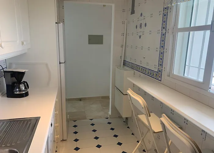 Isabel - Fuentes De *